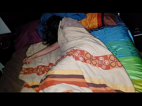 ❤️ Ögey oğul gənc ögey anası yatarkən onu təhqir edir. ❤ Keyfiyyətli porno az.hentai-menu.ru